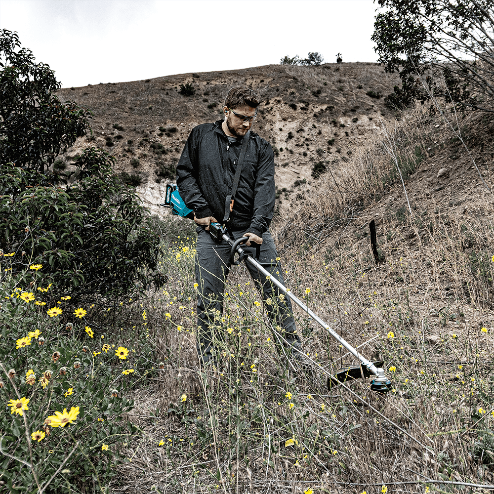 40V max XGT Brushless Cordless 17" String Trimmer Kit (4.0Ah) Alt 12 - Image