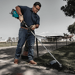 40V Max XGT Brushless Cordless 17" String Trimmer Kit (5.0Ah) Alt 12 - Image