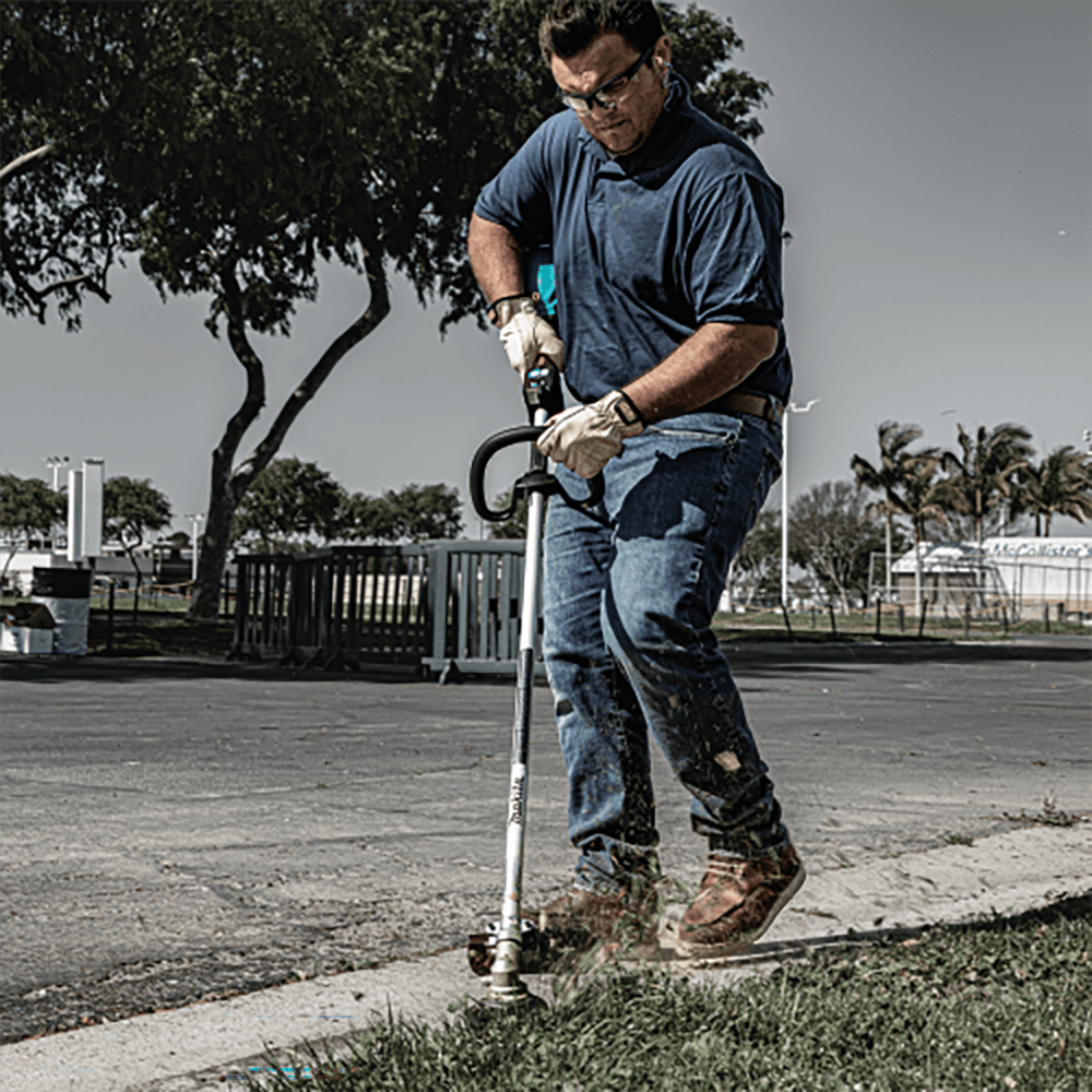 40V Max XGT Brushless Cordless 17" High Torque String Trimmer Kit (5.0Ah) Alt 12 - Image