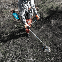 GRU06T 40V Max XGT Brushless Cordless Brush Cutter Kit (5.0Ah) Alt 9 - Image