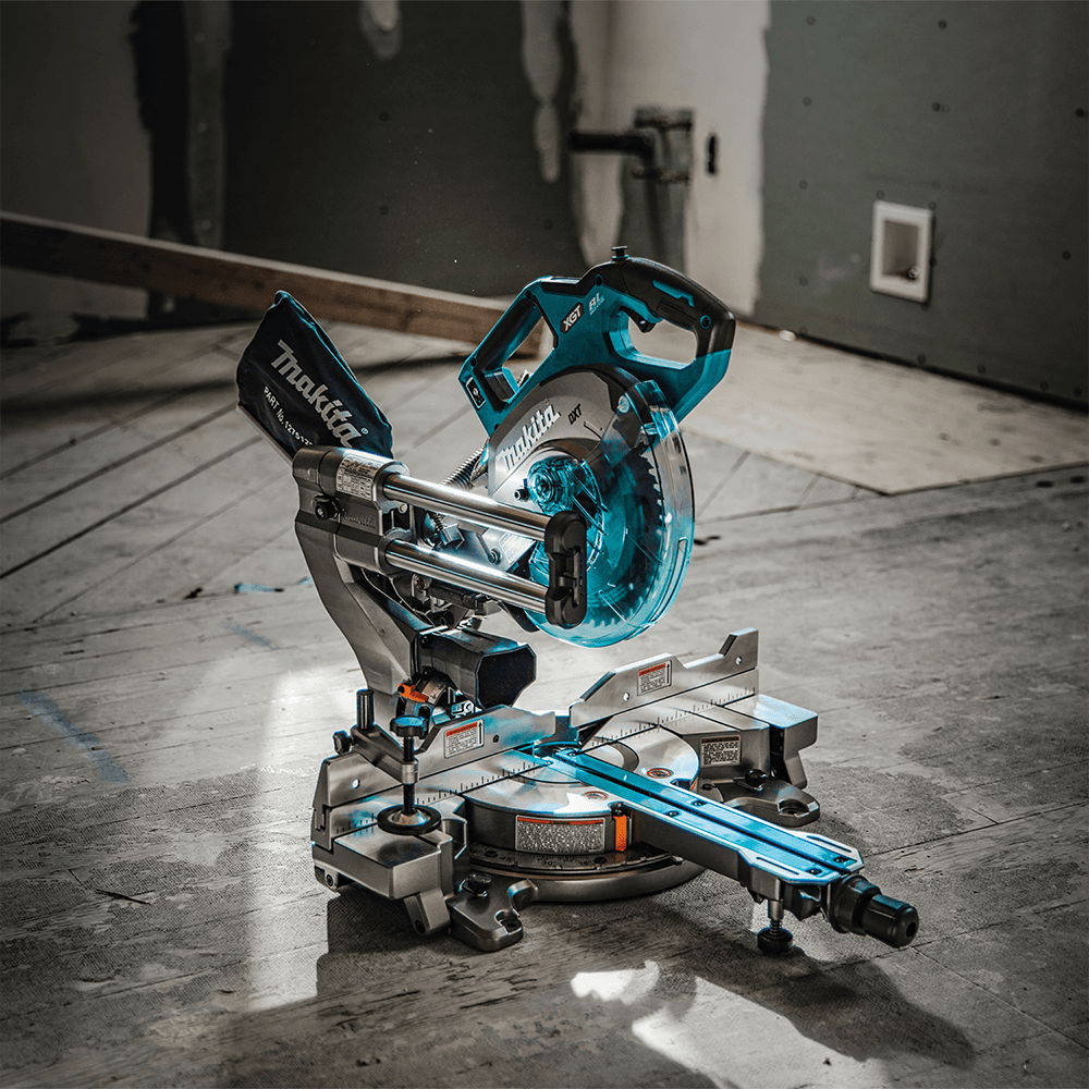 40V max XGT Brushless Cordless 8-1/2" Dual-Bevel Sliding Compound Miter Saw Kit with AWS Capable (4.0 Ah) Alt 8 - Image