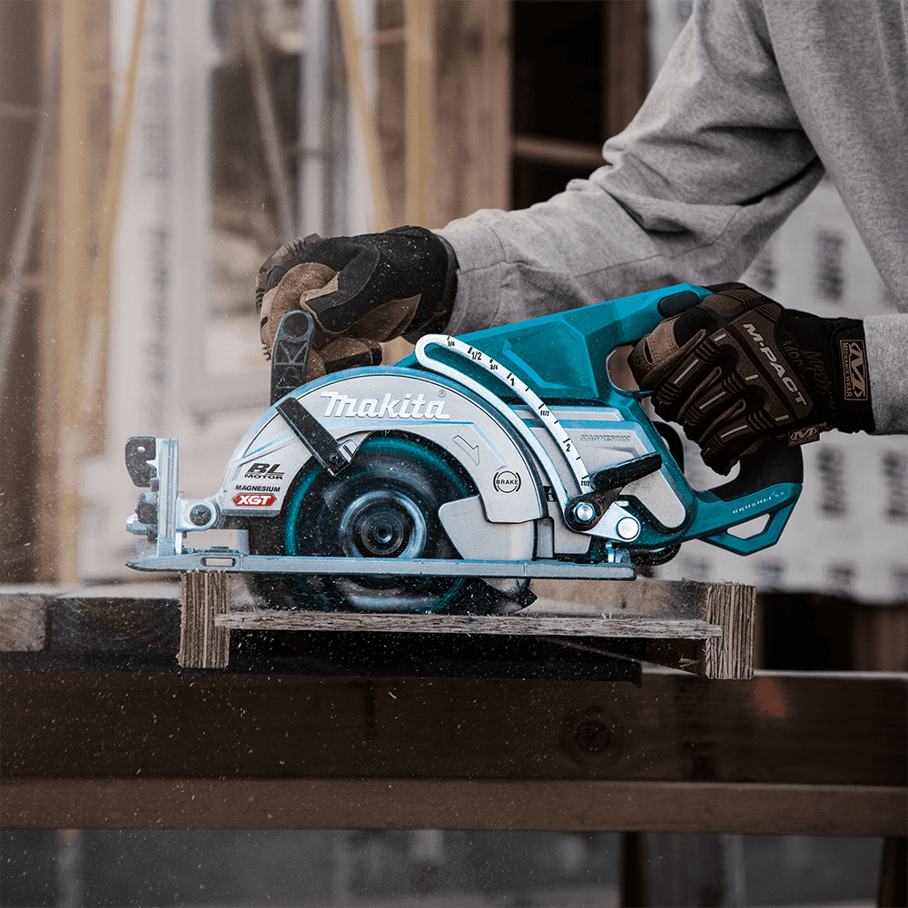 40V max XGT Brushless Cordless Rear Handle 7-1/4" Circular Saw Kit (4.0 Ah) Alt 11 - Image
