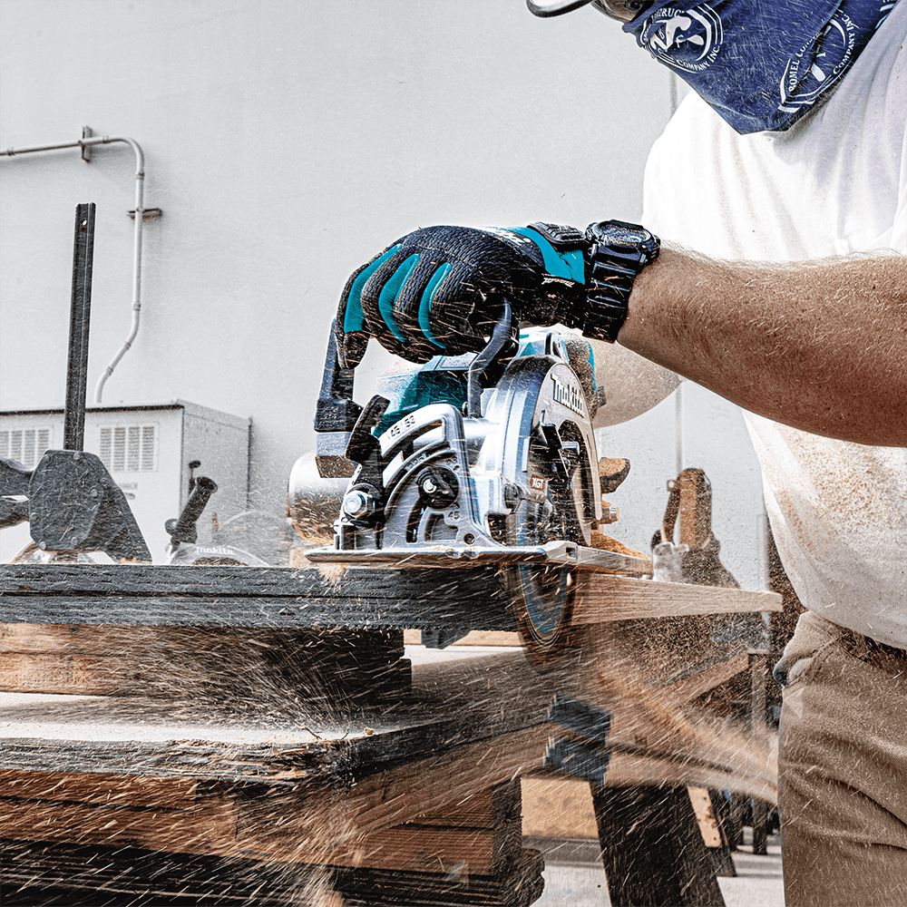40V max XGT Brushless Cordless Rear Handle 7-1/4" Circular Saw Kit (4.0 Ah) Alt 9 - Image