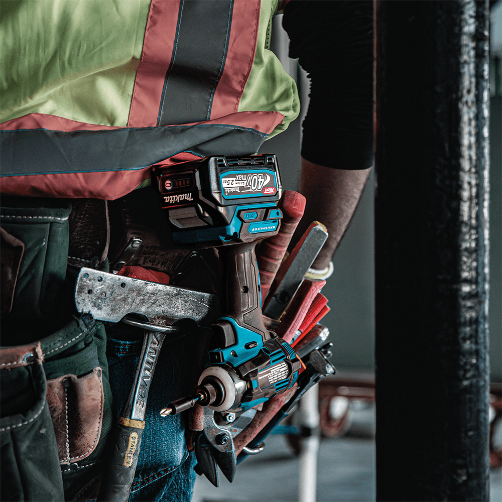 40V max XGT Brushless Cordless 2-Piece Combo Kit (2.5Ah) Alt 16 - Image