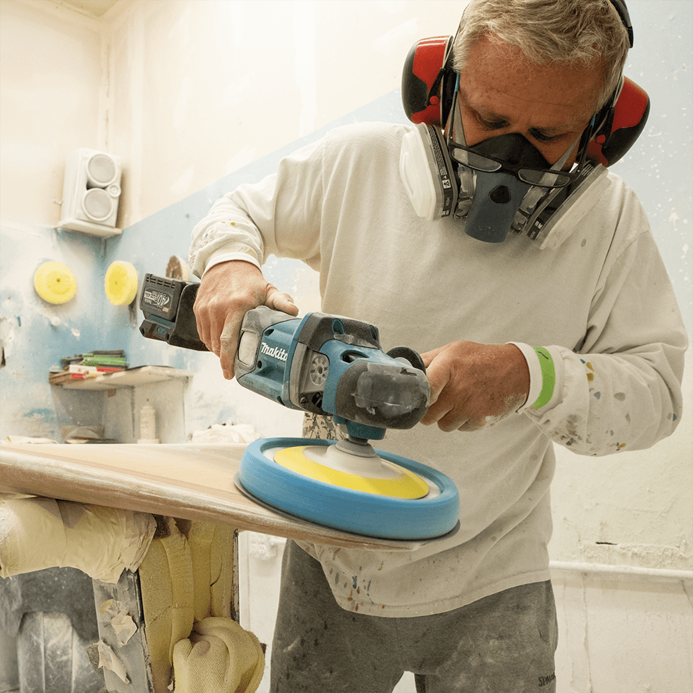 40V max XGT Brushless Cordless 7" Polisher Kit (4.0 Ah) Alt 10 - Image