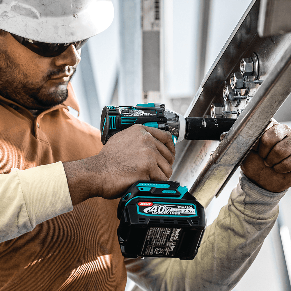 40V max XGT Brushless Cordless 4-Speed 1/2" Square Drive Impact Wrench Kit with Detent Anvil (2.5 Ah) Alt 7 - Image