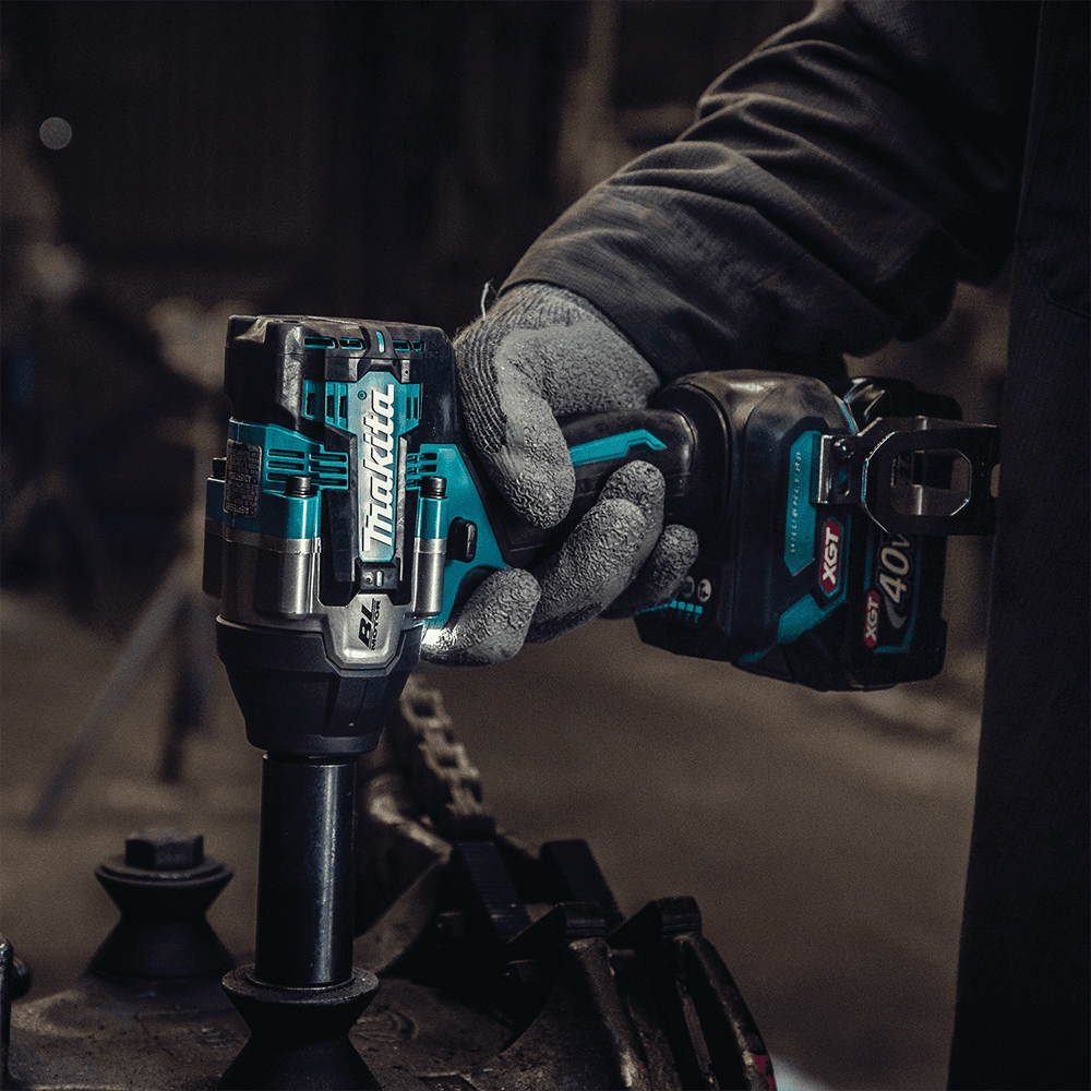 40V max XGT Brushless Cordless 4-Speed Mid-Torque 1/2" Square Drive Impact Wrench Kit with Detent Anvil (2.5 Ah) Alt 10 - Image