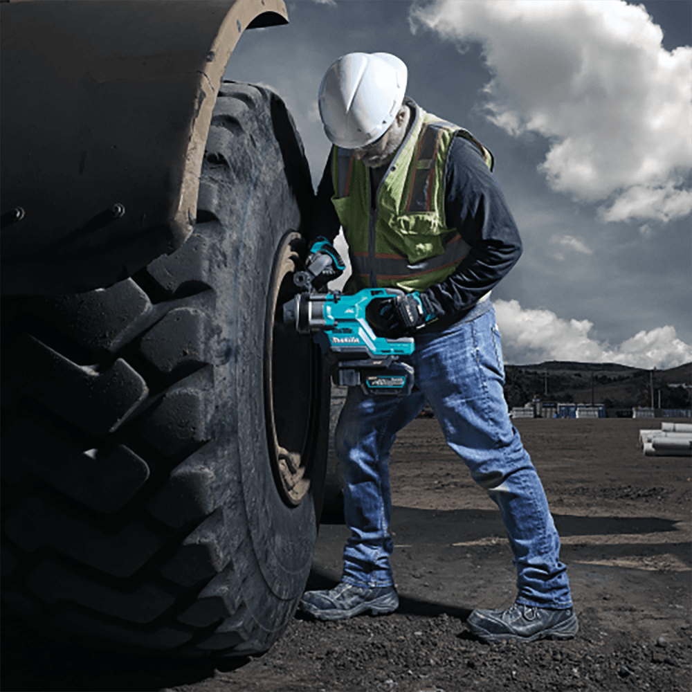 40V Max XGT Brushless Cordless D‑Handle Extended Anvil Impact Wrench kit with Friction Ring (5.0Ah) Alt 13 - Image