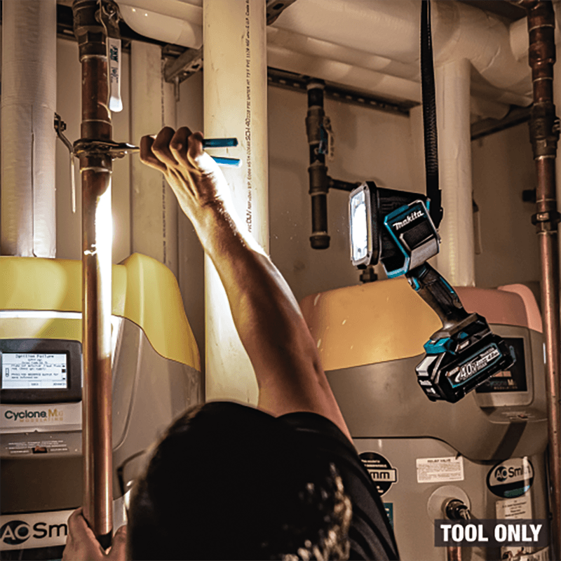 40V Max XGT Cordless L.E.D. Flashlight/SpotLight Alt 12 - Image