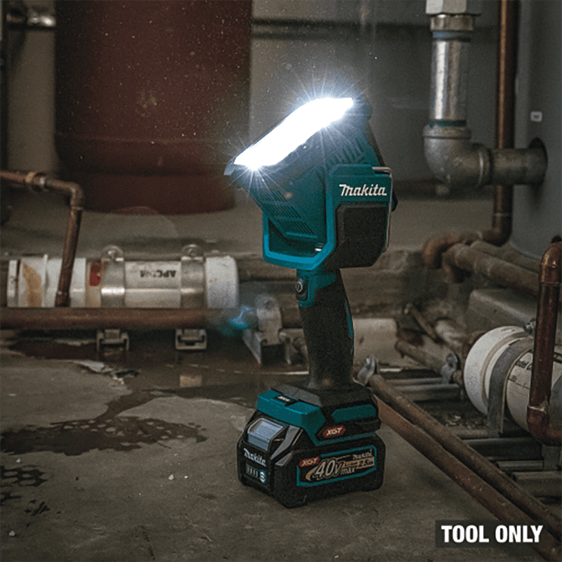 40V Max XGT Cordless L.E.D. Flashlight/SpotLight Alt 16 - Image