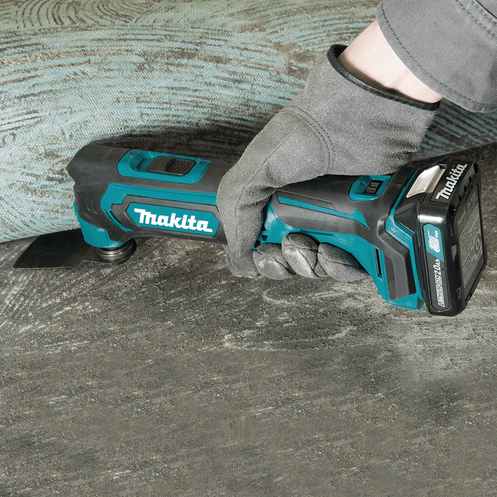 12 V Max CXT Lithium-Ion Cordless Oscillating Multi-Tool Kit (2.0Ah) Alt 2 - Image