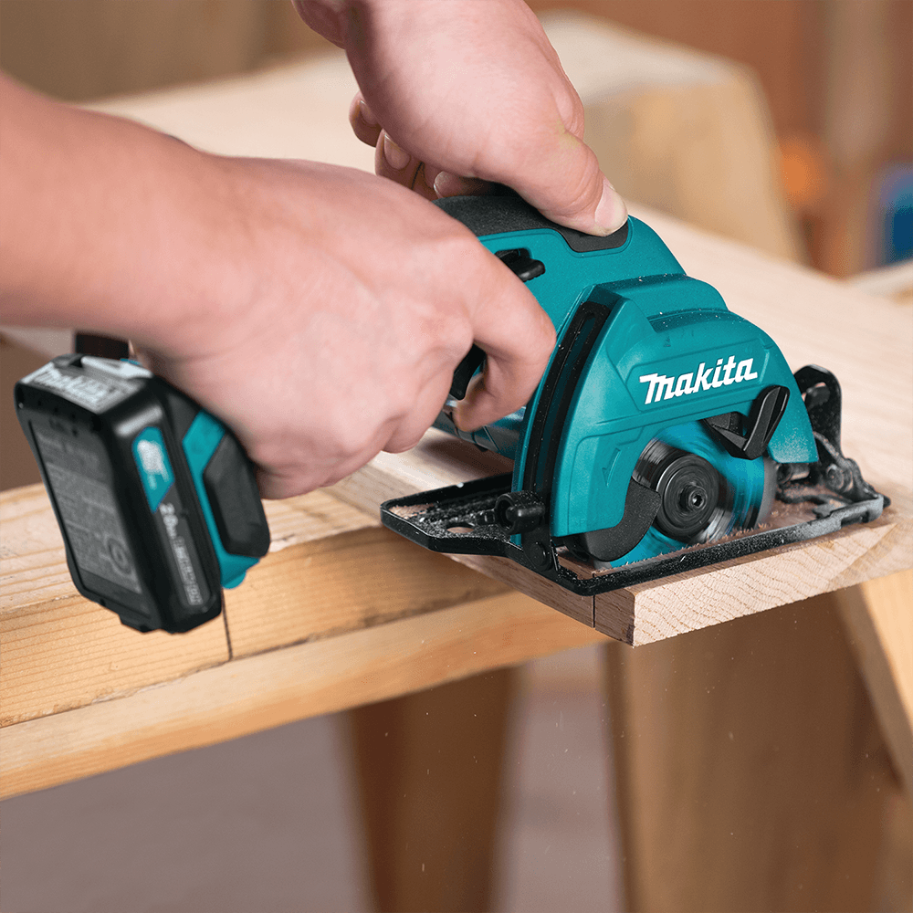 12 V max CXT Lithium-Ion Cordless 3-3/8" Circular Saw Kit (2.0 Ah) Alt 10 - Image