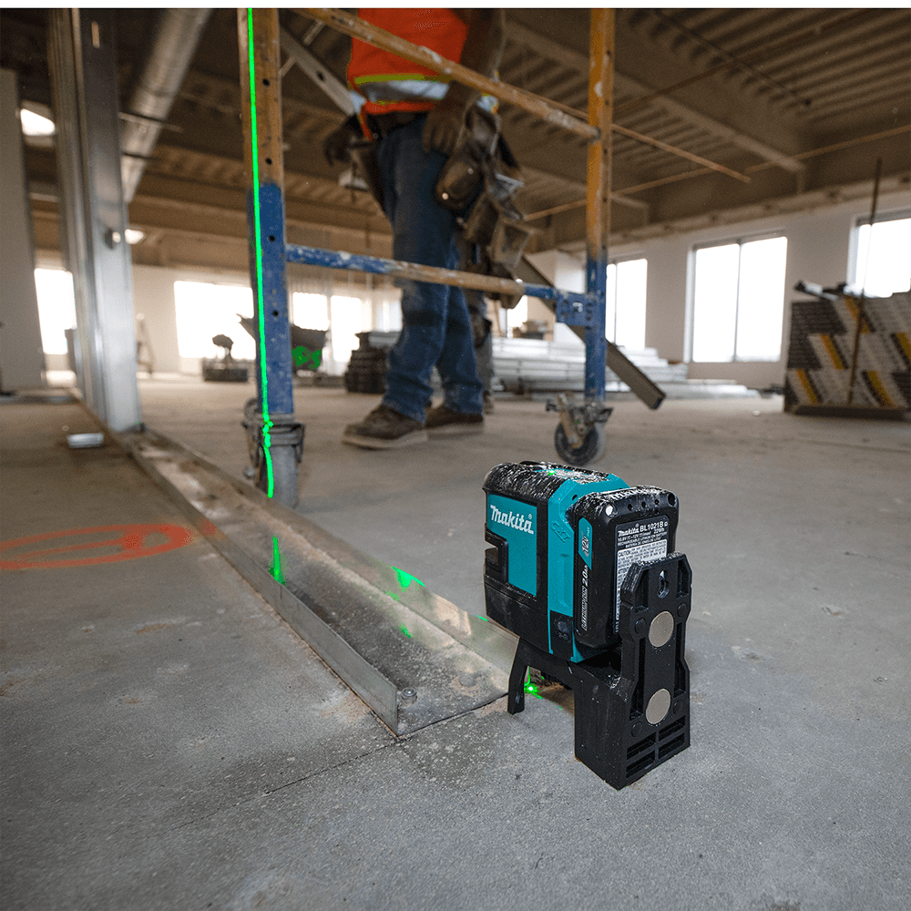 12 V max CXT Lithium-Ion Cordless Self-Leveling Cross-Line/4-Point Green Beam Laser Kit (2.0Ah) Alt 13 - Image