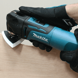 Makita 3 Amp Multi-Tool Kit - Powerful 3.0 AMP motor with soft start feature