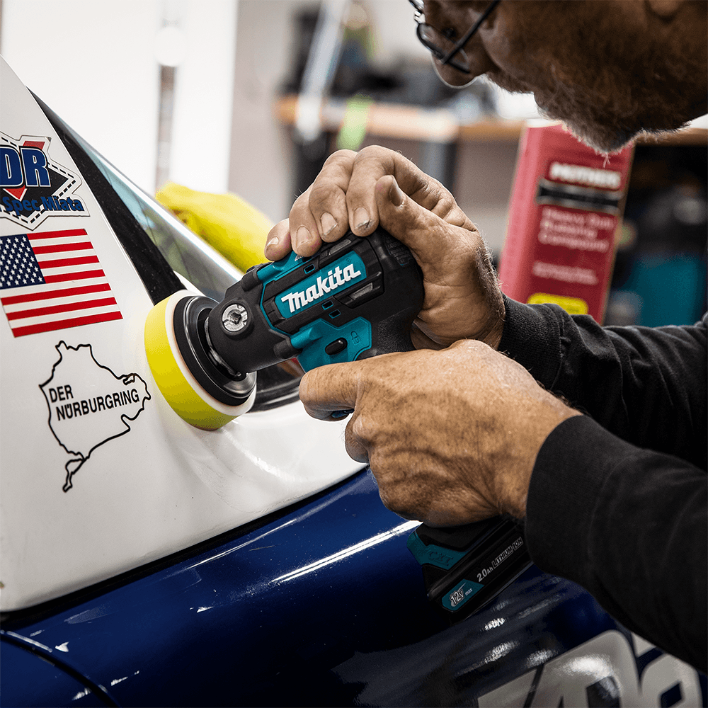 12V max CXT Lithium-Ion Brushless Polisher/Sander Kit (2.0Ah) Alt 4 - Image