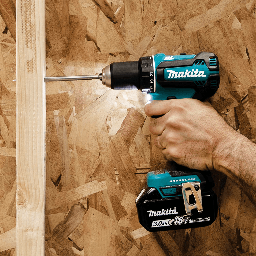 XFD131 18V LXT Lithium-Ion Brushless Cordless 1/2" Driver-Drill Kit (3.0Ah) Alt 5 - Image