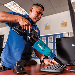 18V LXT Lithium‑Ion Brushless Cordless Compact Stick Vacuum Kit, Trigger with Lock (2.0Ah) Alt 7 - Image