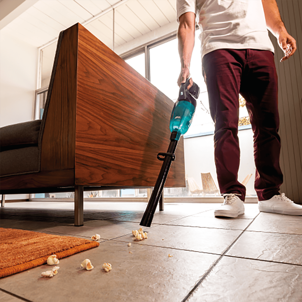 18V LXT Lithium‑ion Compact Brushless Cordless Vacuum Trigger with Lock Tool Only Alt 15 - Image