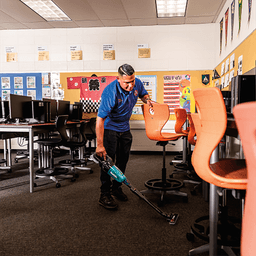 18V LXT Lithium‑ion Compact Brushless Cordless Vacuum Trigger with Lock Tool Only Alt 17 - Image