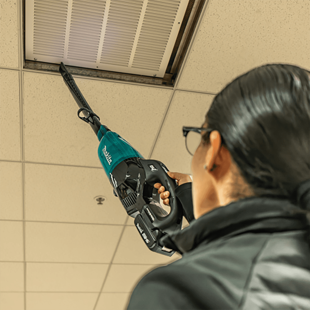 18V LXT Lithium‑Ion 4-Speed Compact Stick Vacuum Kit with Push Button (2.0Ah) Alt 8 - Image