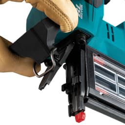 MKXNB04Z Makita XNB04 features  5