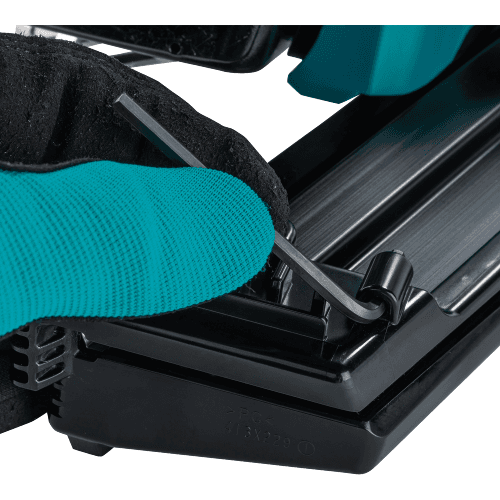 18V LXT Brushless Cordless 30° Clipped Head 3-1/2" Framing Nailer, Tool Only Alt 6 - Image