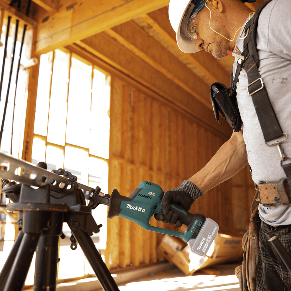 18V LXT Lithium-Ion Brushless Cordless Compact One-Handed Recipro Saw Tool Only Alt 10 - Image