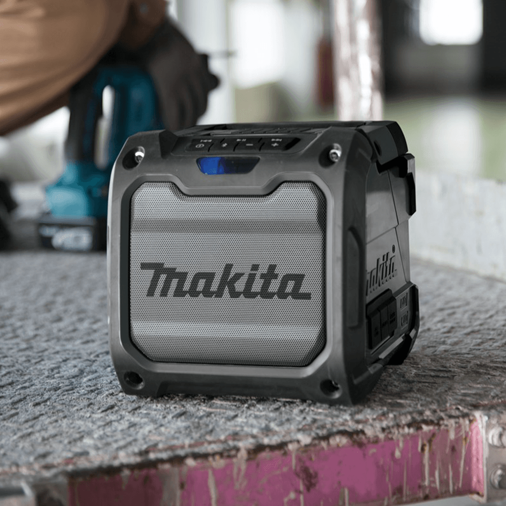 Cordless Bluetooth Job Site Speaker - Alt Image 2