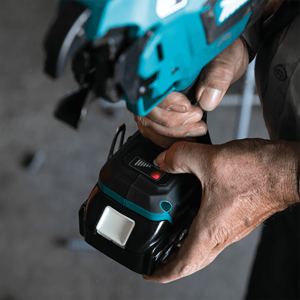 18V LXT Lithium‑Ion Brushless Cordless Rebar Tying Tool Kit (5.0Ah) Alt 16 - Image