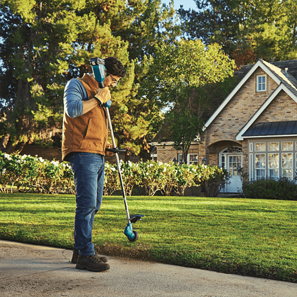 18V LXT Lithium‑Ion Brushless Cordless 13" String Trimmer Kit (4.0Ah) Alt 5 - Image