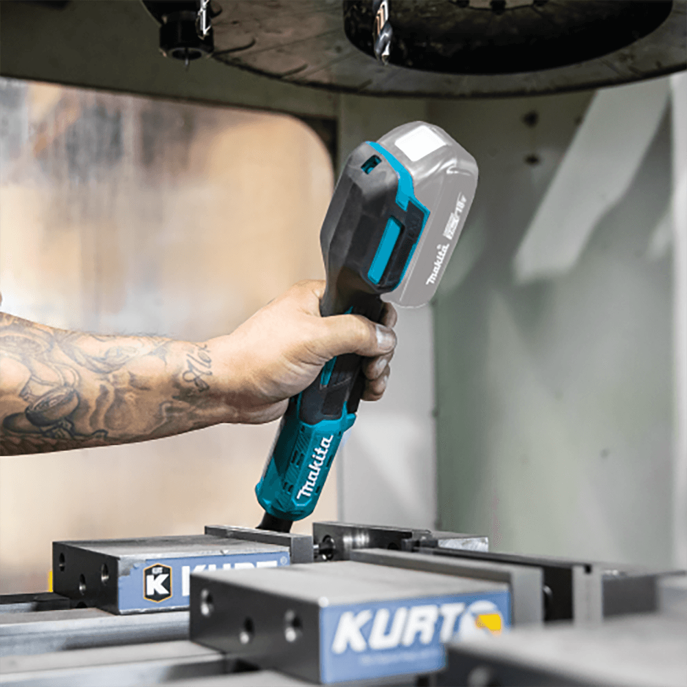 18V LXT Lithium‑Ion Cordless 3/8" / 1/4" Sq. Drive Ratchet, Tool Only Alt 4 - Image