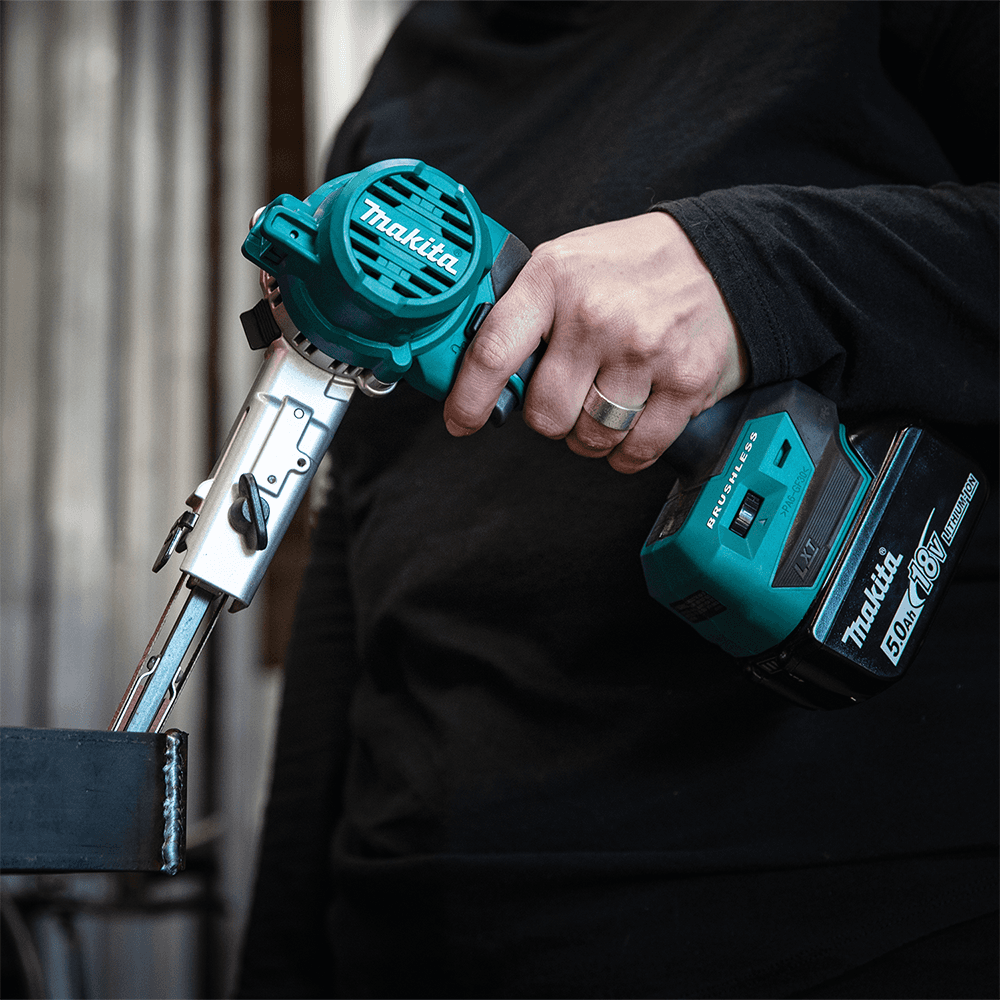 3/8" x 21" 18V LXT Lithium-Ion Brushless Cordless Detail Belt Sander Kit (5.0Ah) Alt 3 - Image