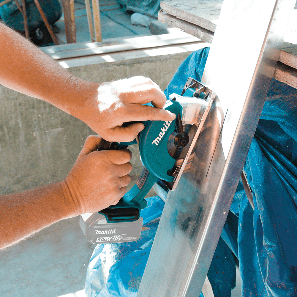18V LXT Lithium-Ion Cordless 5-3/8" Metal Cutting Saw Tool Only Alt 4 - Image