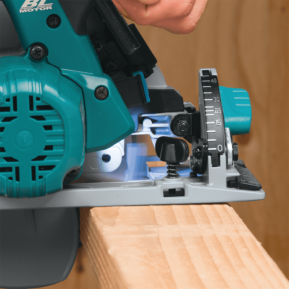 18V LXT Lithium-Ion Brushless Cordless 6-1/2" Circular Saw Kit (5.0Ah) Alt 5 - Image