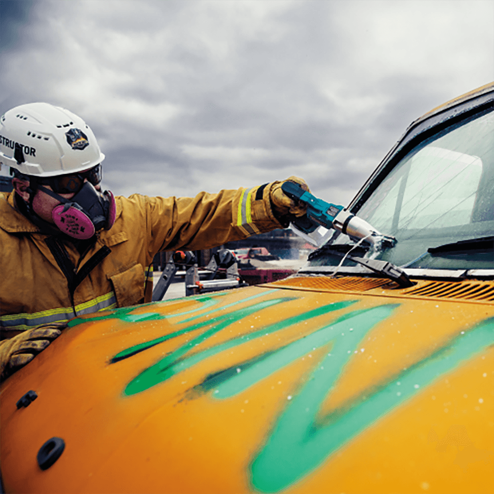 18V LXT Lithium‑Ion Brushless Cordless 1/2" Fiber Cement Shear, Tool Only Alt 3 - Image