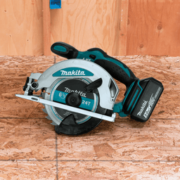 18V LXT Lithium-Ion Cordless 6-1/2" Circular Saw Kit (5.0Ah) Alt 4 - Image