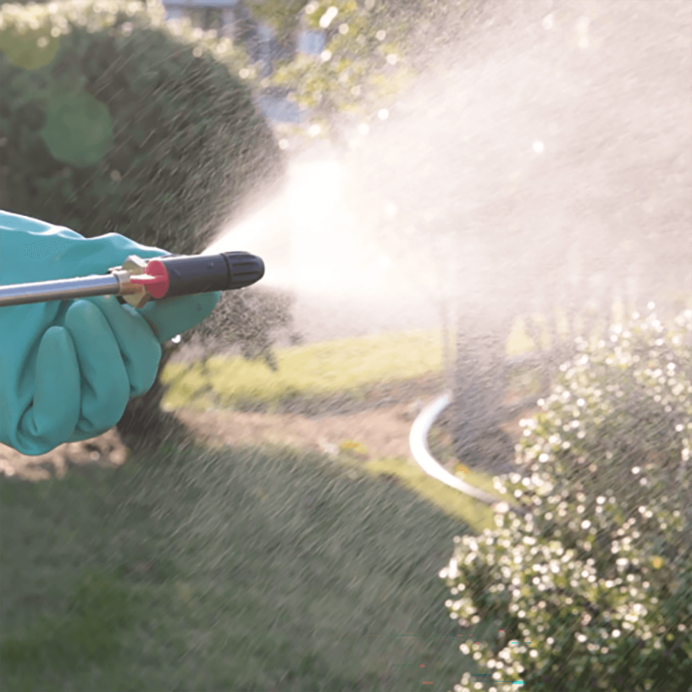 18V LXT Lithium‑Ion Cordless 1.3 Gallon Sprayer Kit (4.0Ah) Alt 3 - Image