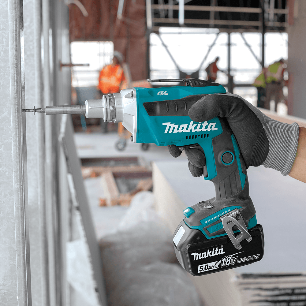 18V LXT Lithium-Ion Cordless 2-Piece Combo Kit (5.0Ah) Alt 9 - Image