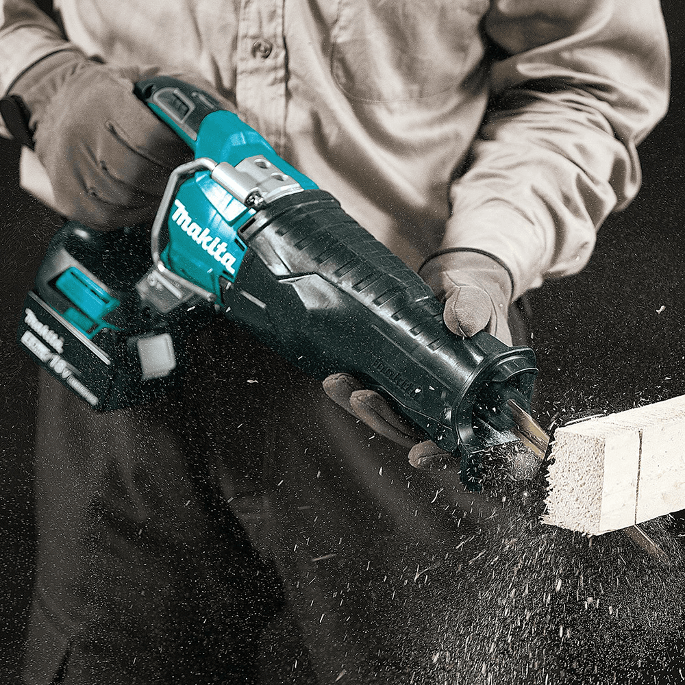 18V LXT Lithium-Ion Brushless Cordless 3-Piece Combo Kit (4.0Ah) Alt 12 - Image