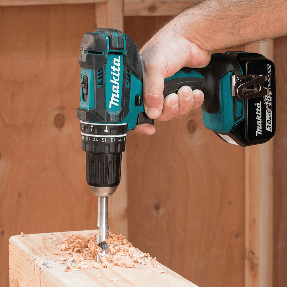 18V LXT Lithium-Ion Cordless 4-Piece Combo Kit (3.0Ah) Alt 8 - Image