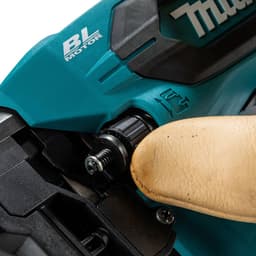 Makita XTS02Z Feature Shot (depth adjustment)