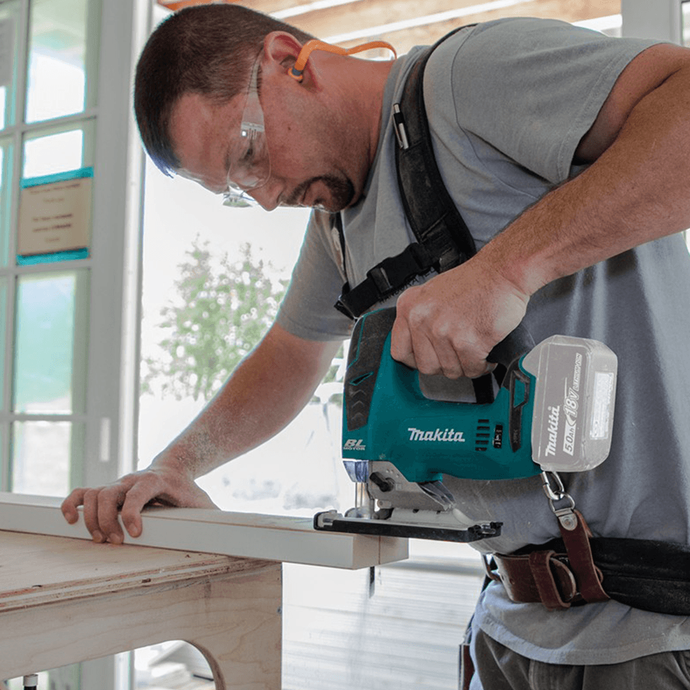 Makita 18V LXT Lithium-Ion Brushless Cordless Jig Saw with Tool-Less Blade Change System