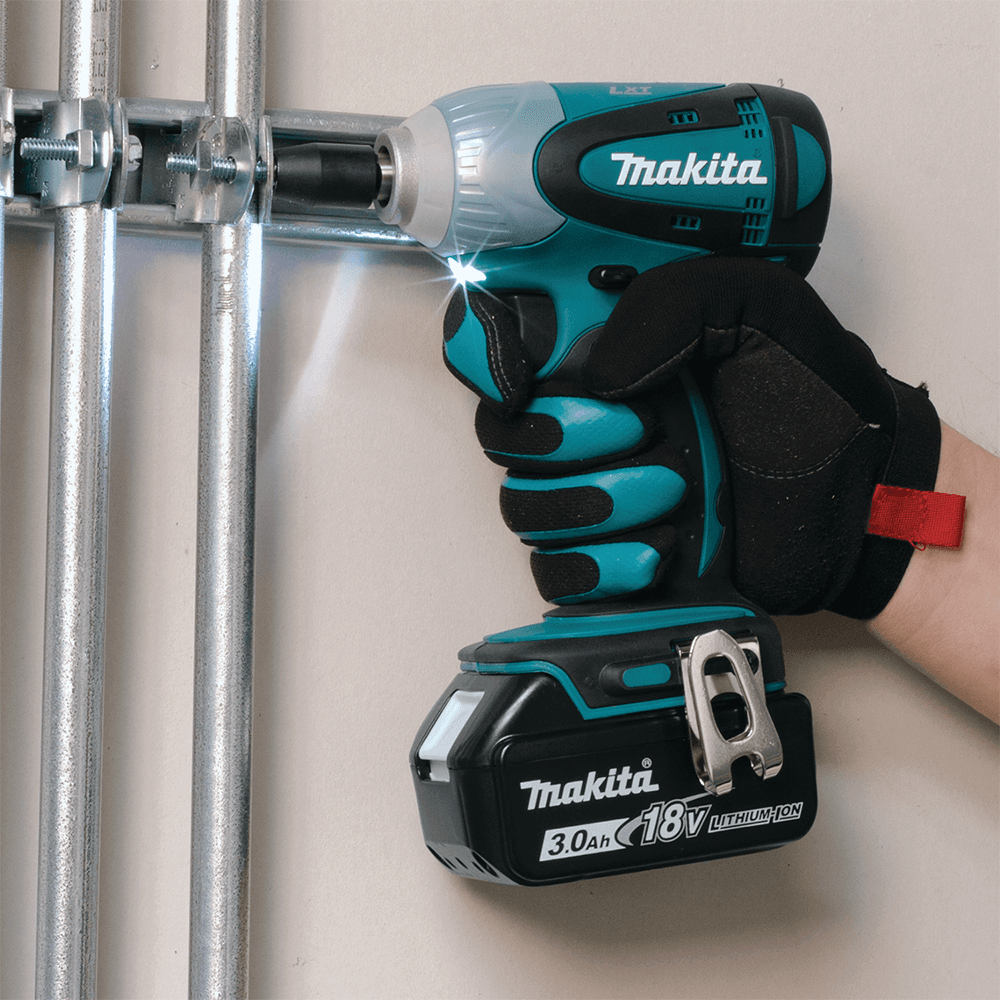 18V LXT Lithium-Ion Cordless 3/8" Square Drive Impact Wrench Kit (3.0Ah) Alt 2 - Image