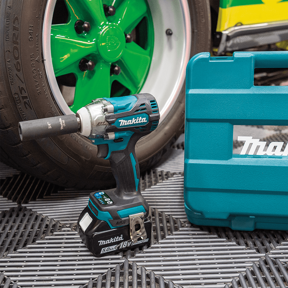 18V LXT Lithium-Ion Brushless Cordless 4-Speed 1/2" Square Drive Impact Wrench Kit with Friction Ring Anvil (5.0 Ah) Alt 10 - Image