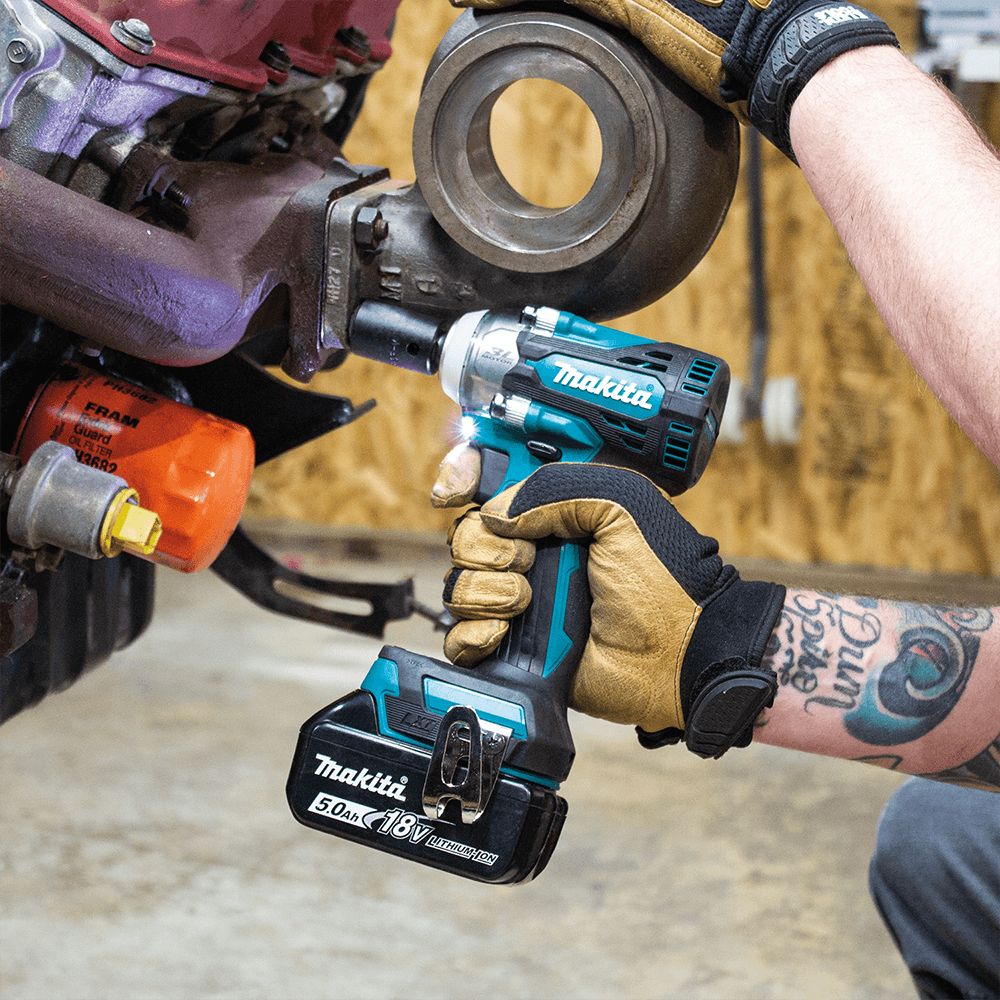 18V LXT Lithium-Ion Brushless Cordless 4-Speed 1/2" Square Drive Impact Wrench Kit with Friction Ring Anvil (5.0 Ah) Alt 8 - Image