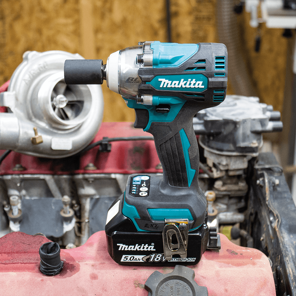 18V LXT Lithium-Ion Brushless Cordless 4-Speed 1/2" Square Drive Impact Wrench Kit with Friction Ring Anvil (5.0 Ah) Alt 9 - Image