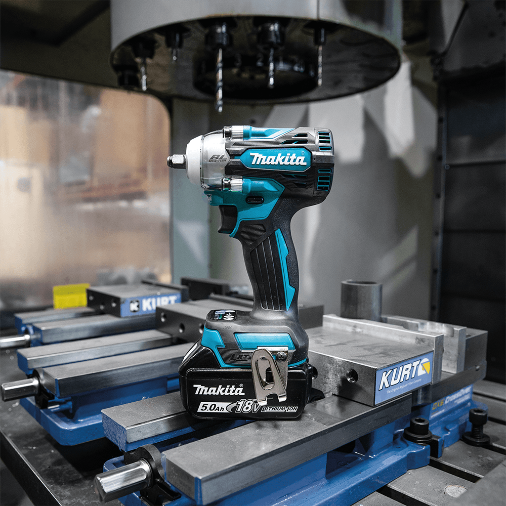 18V LXT Lithium-Ion Brushless Cordless 4-Speed 3/8" Square Drive Impact Wrench with Friction Ring Anvil (5.0 Ah) Alt 7 - Image