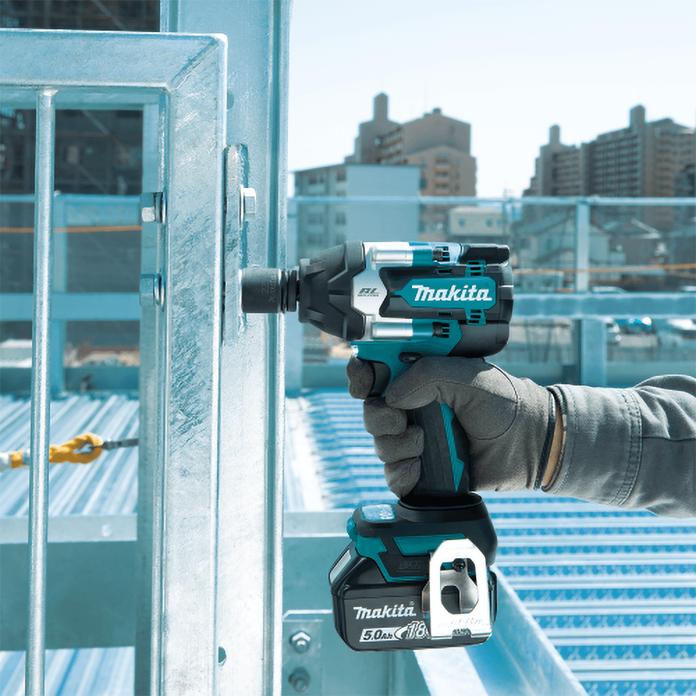 18V LXT Lithium-Ion Brushless Cordless Mid-Torque Impact Wrench Kit with Friction Ring Anvil (5.0Ah) Alt 10 - Image