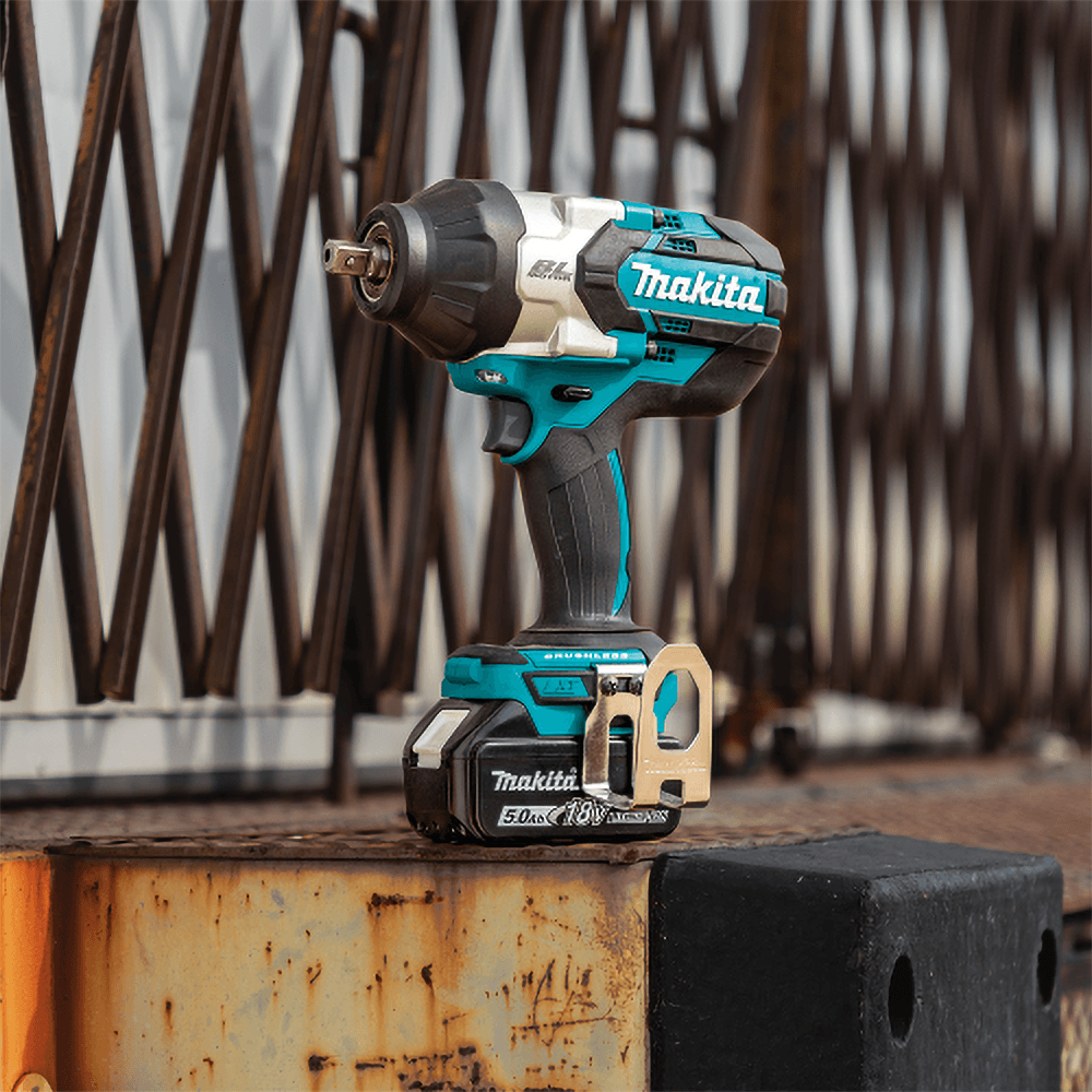 18V LXT Lithium-Ion Brushless Cordless 3-Speed 1/2" Square Drive Impact Wrench Kit with Detent Anvil (5.0Ah) Alt 11 - Image