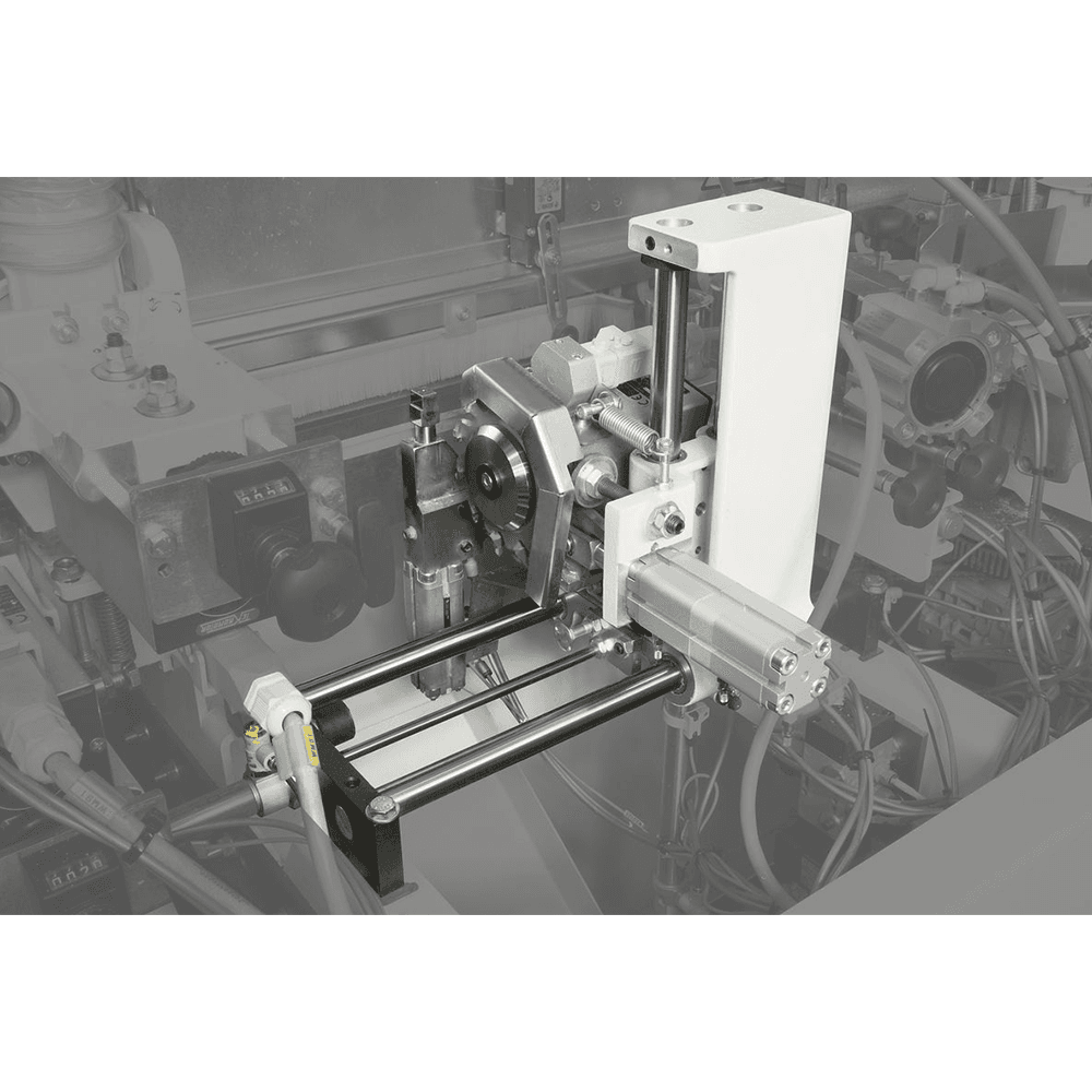Scm Group ME 40TR Edgebander with simple, intuitive control panel for error-free machining